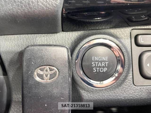 Toyota VITZ 2019-02 335914-5