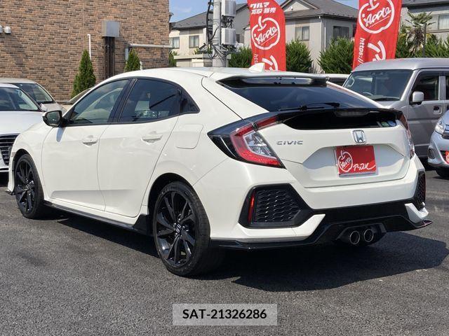 Honda CIVIC 2018-01 295635-2