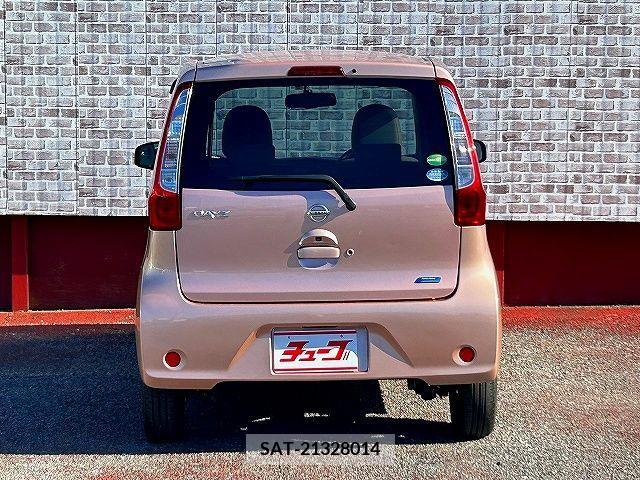 Nissan DAYZ 2013-08 207800-25