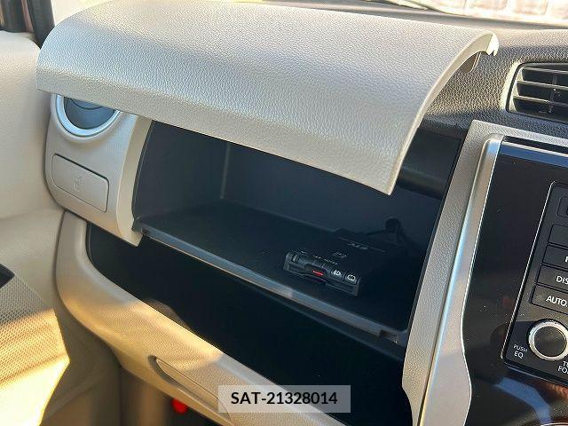 Nissan DAYZ 2013-08 207800-5