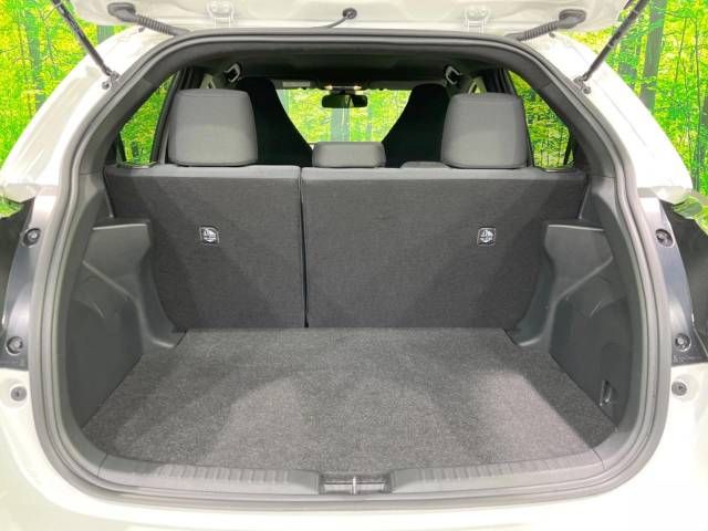 Toyota YARIS 2022-03 188849-10