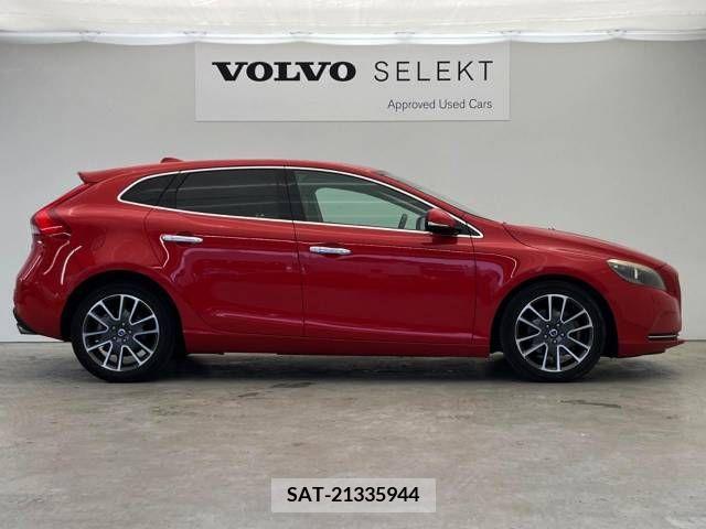 Volvo V40 2015-02 394881-15
