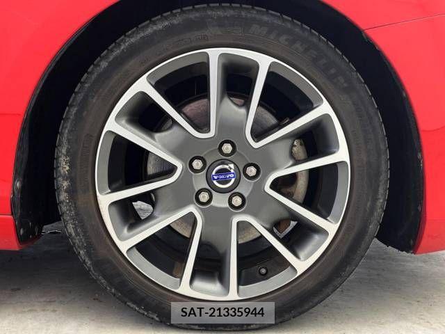 Volvo V40 2015-02 394881-18