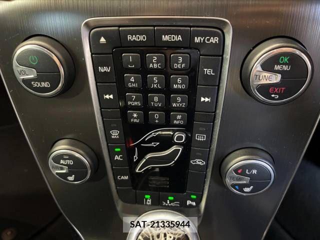 Volvo V40 2015-02 394881-10