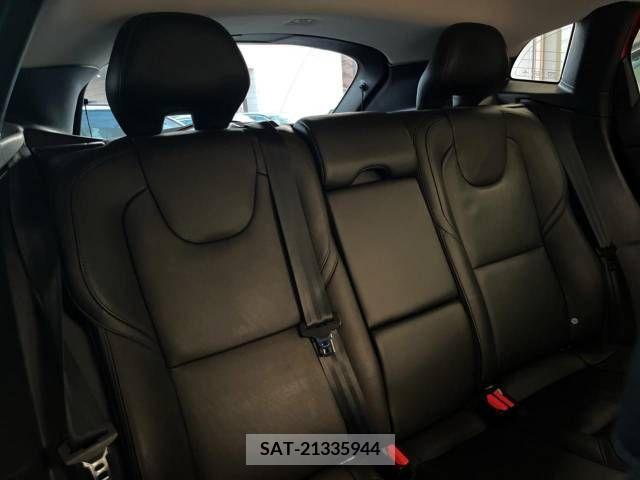 Volvo V40 2015-02 394881-9
