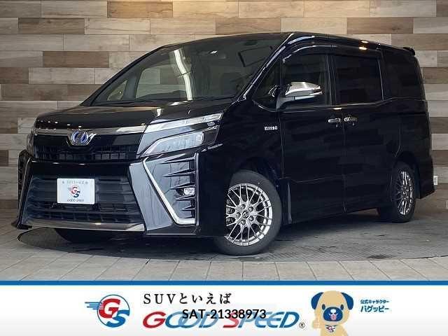Toyota VOXY HYBRID 2018-12 339771-0