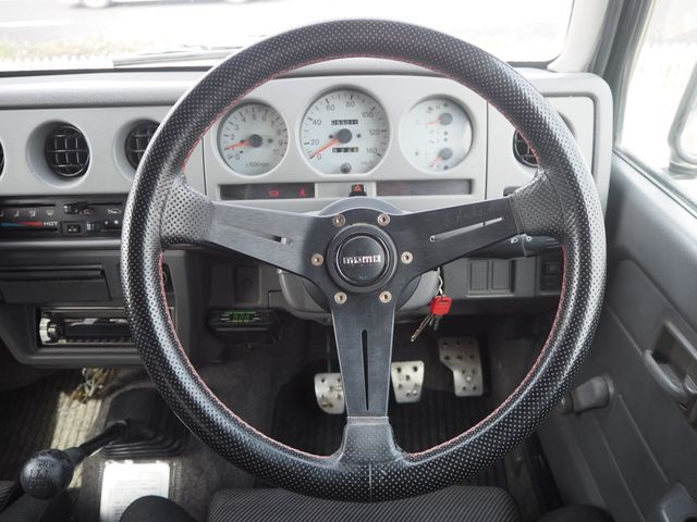 Suzuki JIMNY 1997-01 596-14