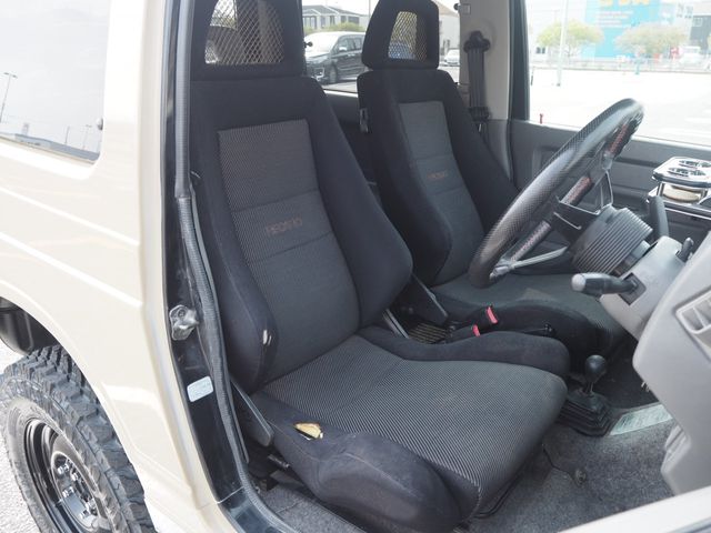 Suzuki JIMNY 1997-01 596-17
