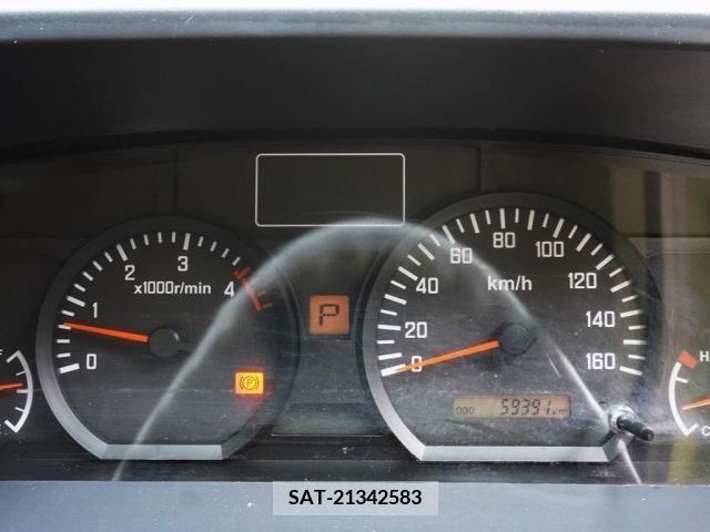 Mazda TITAN 2018-09 374631-4