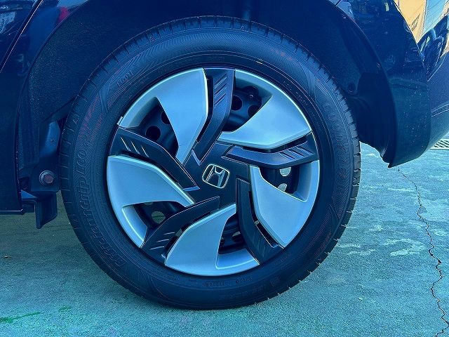 Honda FIT HYBRID 2015-01 25217-26