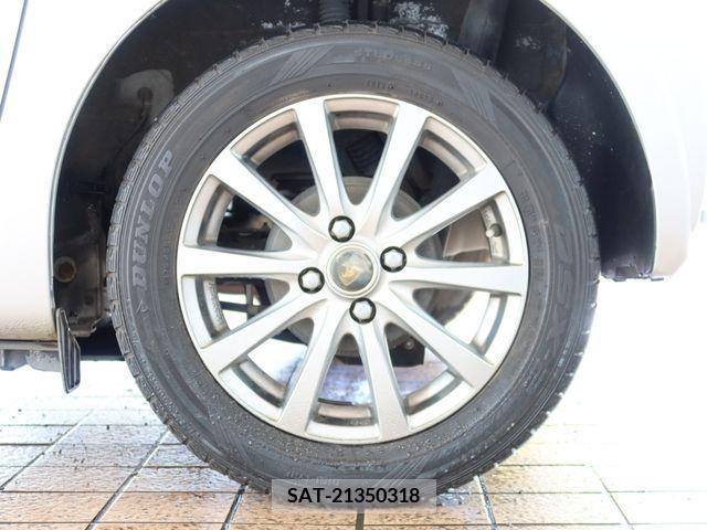 Toyota IQ 2010-05 308677-28