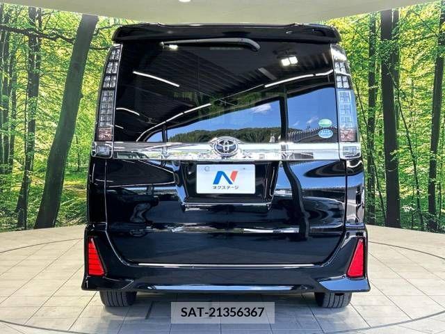 Toyota VOXY 2015-10 321452-15