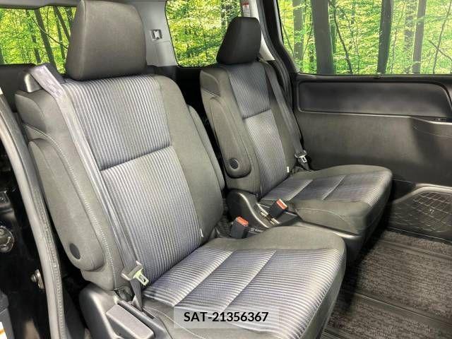 Toyota VOXY 2015-10 321452-8