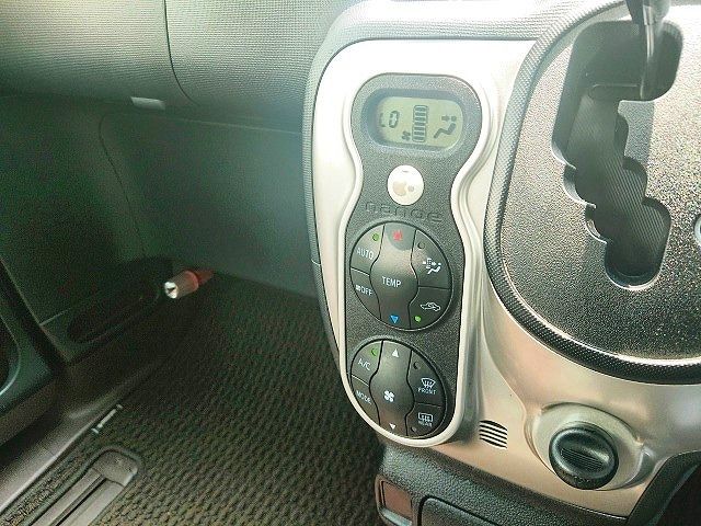 Toyota SPADE 2015-07 8348-14