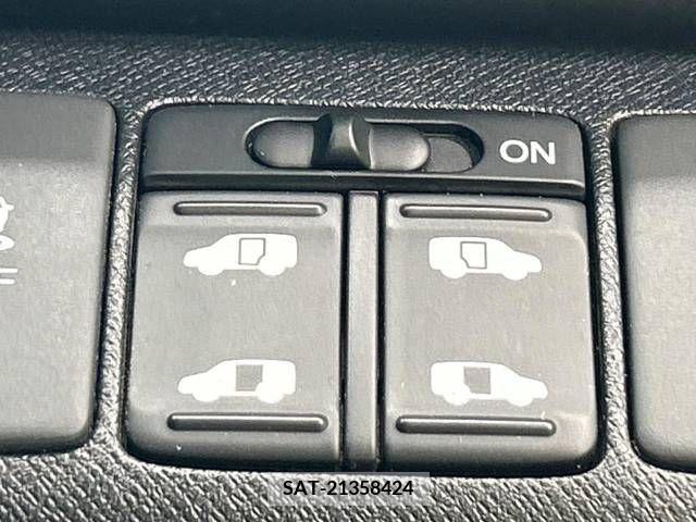 Honda STEP WGN 2013-08 324643-4