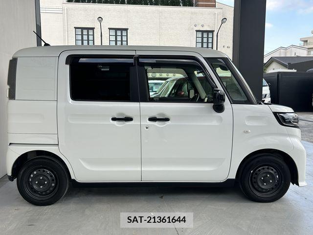 Suzuki SPACIA 2022-12 368582-3