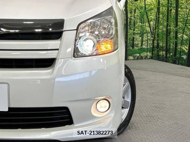 Toyota NOAH 2009-11 279540-13