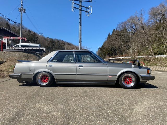 Toyota CRESTA 1980-06 1167-2