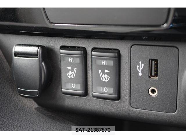 Nissan LEAF 2019-06 383262-4