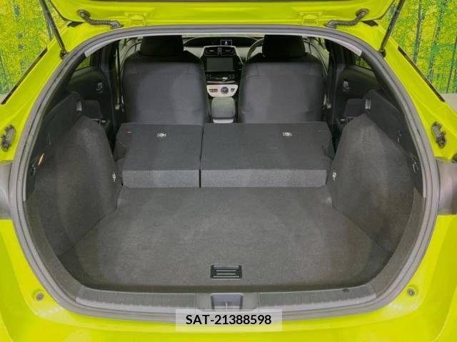 Toyota PRIUS 2016-08 243820-11