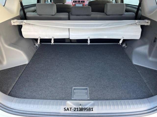 Toyota PRIUS ALPHA 2011-06 322206-8