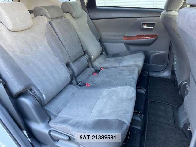 Toyota PRIUS ALPHA 2011-06 322206-7