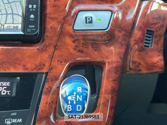 Toyota PRIUS ALPHA 2011-06 322206-16