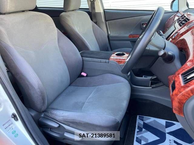 Toyota PRIUS ALPHA 2011-06 322206-6