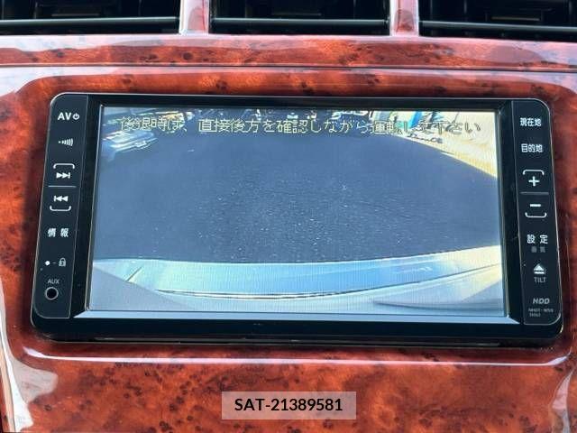 Toyota PRIUS ALPHA 2011-06 322206-3