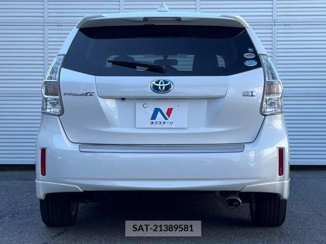 Toyota PRIUS ALPHA 2011-06 322206-12