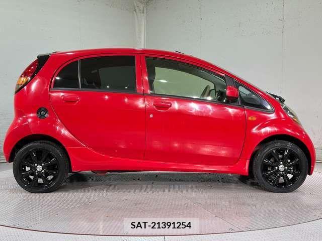 Mitsubishi I 2013-04 269082-7