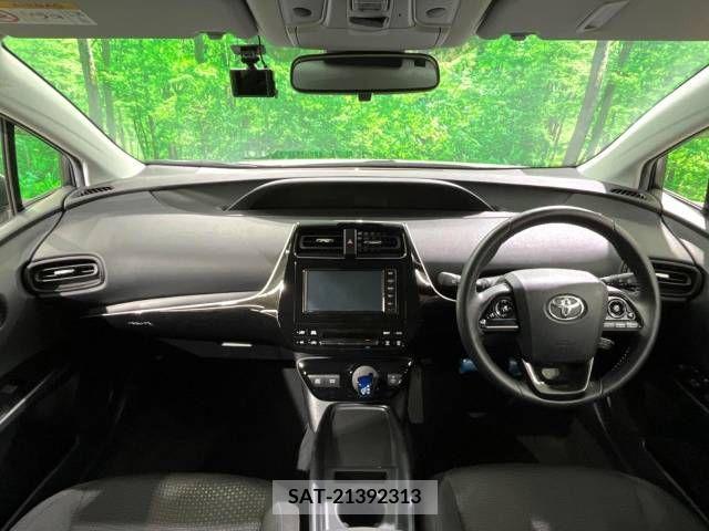 Toyota PRIUS 2021-05 282143-1