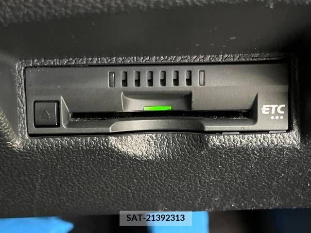 Toyota PRIUS 2021-05 282143-5