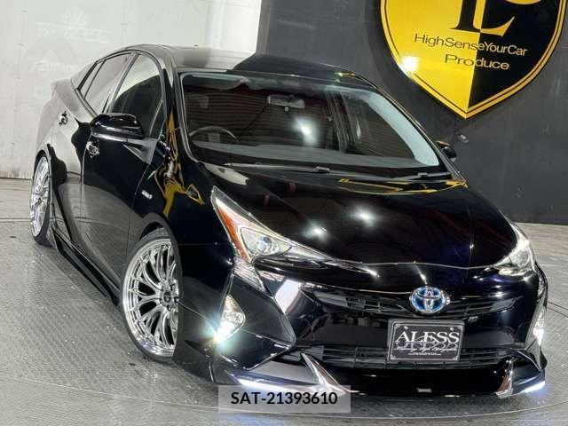 Toyota PRIUS 2017-05 376743-1