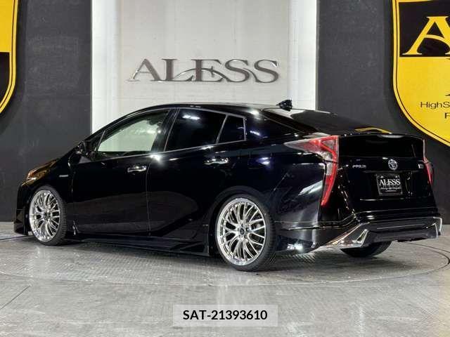 Toyota PRIUS 2017-05 376743-14