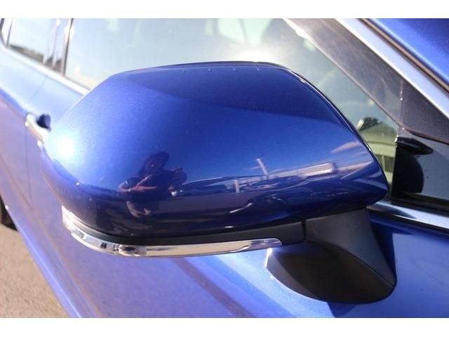 Toyota CAMRY HYBRID 2018-02 6838-6