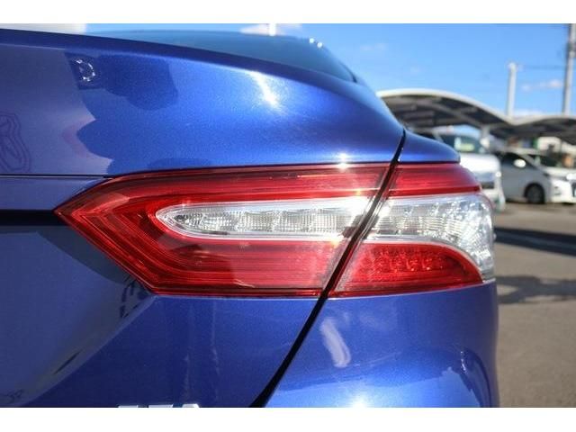 Toyota CAMRY HYBRID 2018-02 6838-5