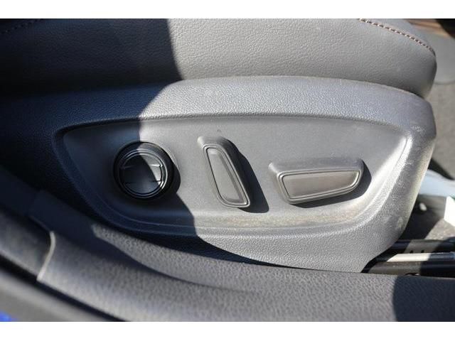 Toyota CAMRY HYBRID 2018-02 6838-18
