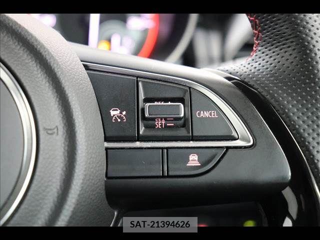 Suzuki SWIFT 2022-01 212807-3