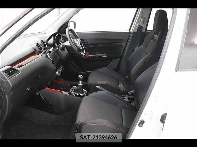 Suzuki SWIFT 2022-01 212807-11