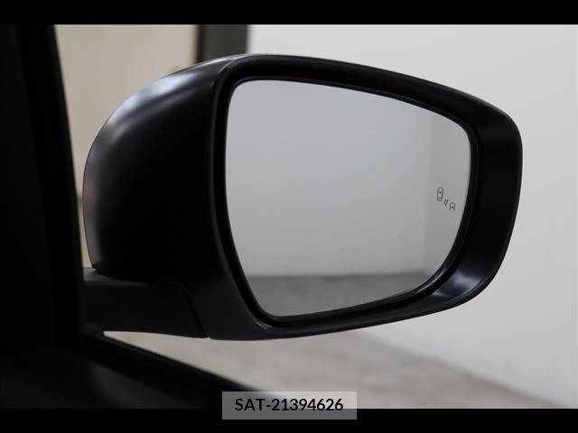 Suzuki SWIFT 2022-01 212807-2