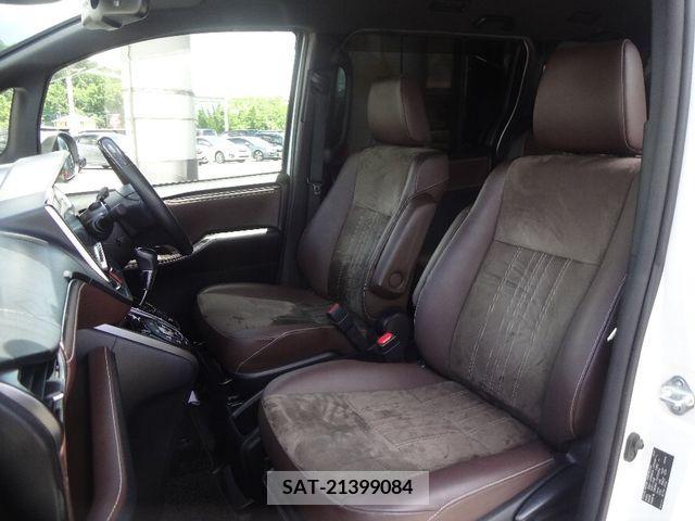 Toyota ESQUIRE 2017-10 321532-8