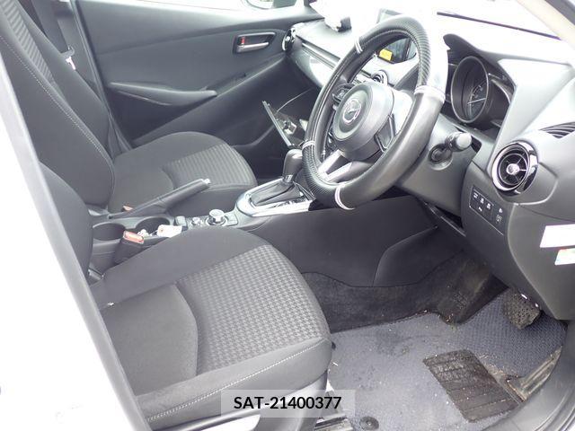 Mazda DEMIO 2019-06 381166-1
