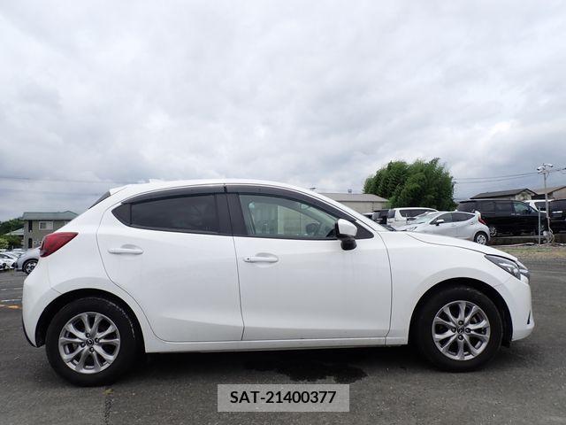 Mazda DEMIO 2019-06 381166-4