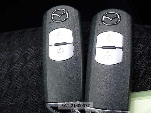 Mazda DEMIO 2019-06 381166-26