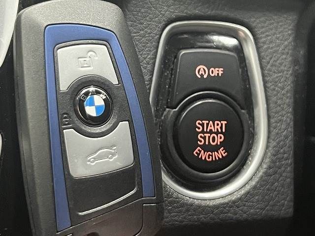 Bmw 3 SERIES 2016-08 9245-9