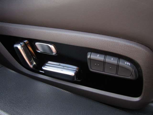 Mazda ATENZA 2018-09 11869-13
