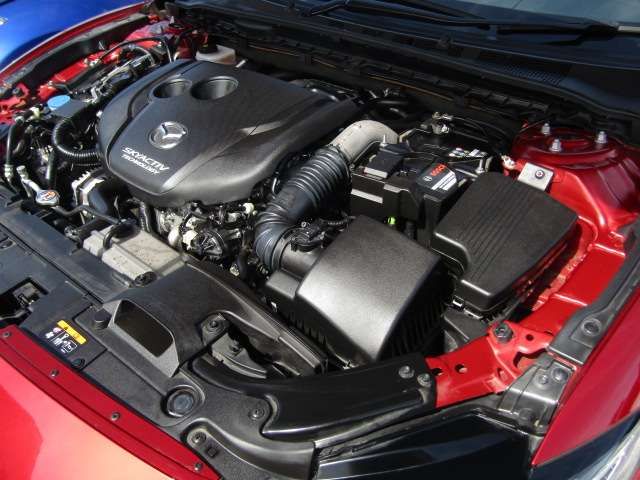 Mazda ATENZA 2018-09 11869-18