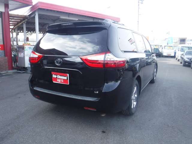 Toyota SIENNA 2010-10 53-6
