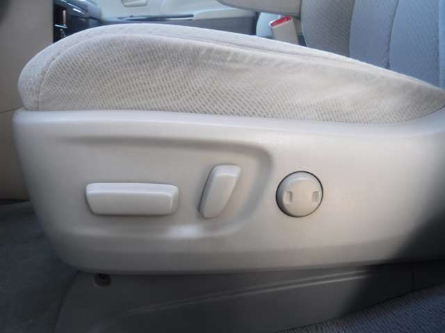 Toyota SIENNA 2010-10 53-19